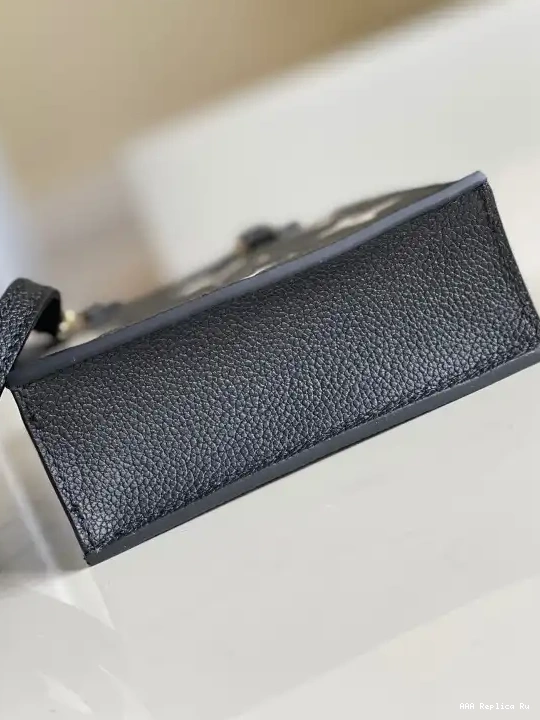 AAA Replica Ru PLAT PETIT SAC VUITTON LOUIS 0606